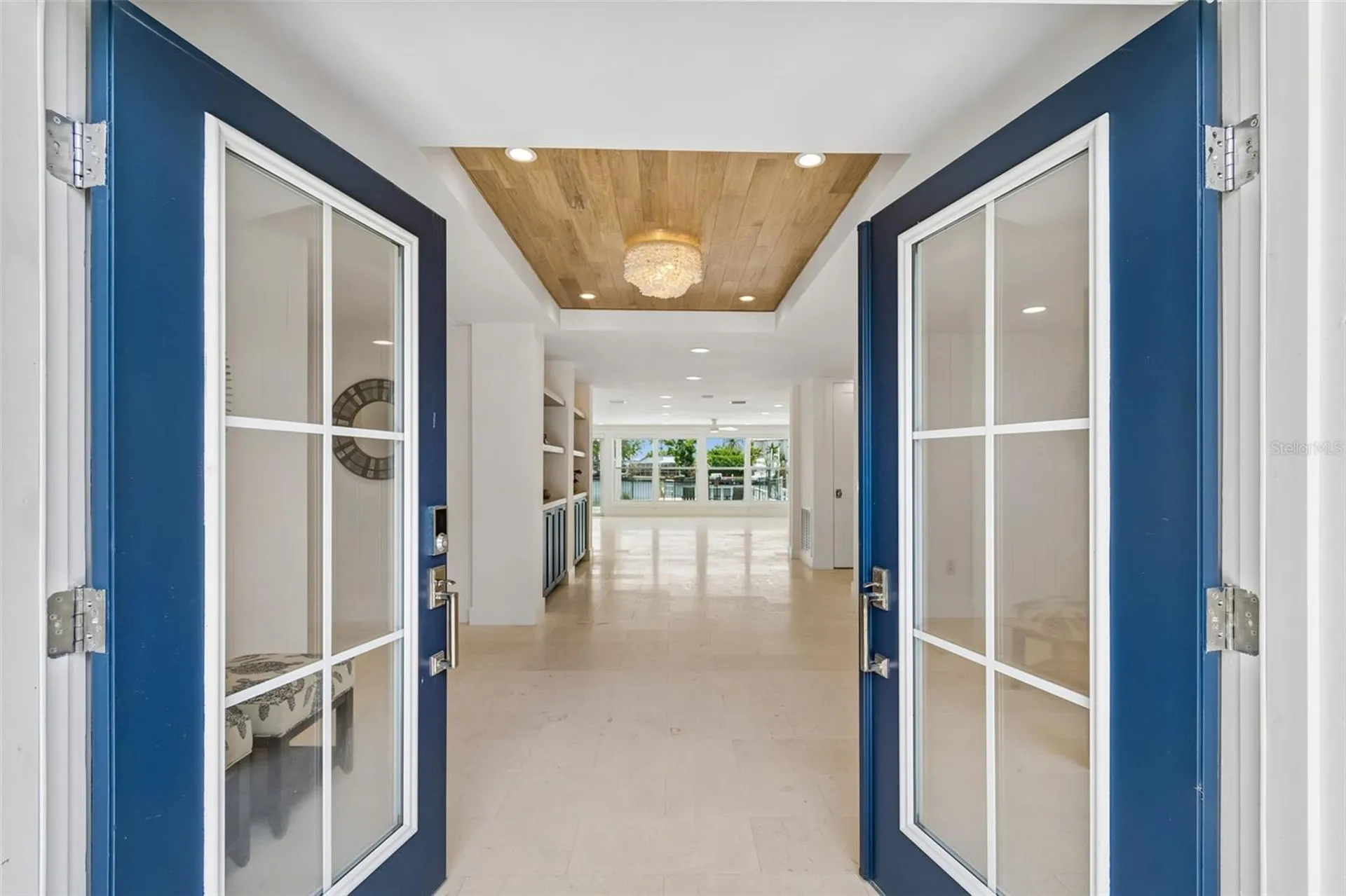 1907 Arrowhead Drive NE St Petersburg FL 33703