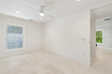 1907 Arrowhead Drive NE St Petersburg FL 33703