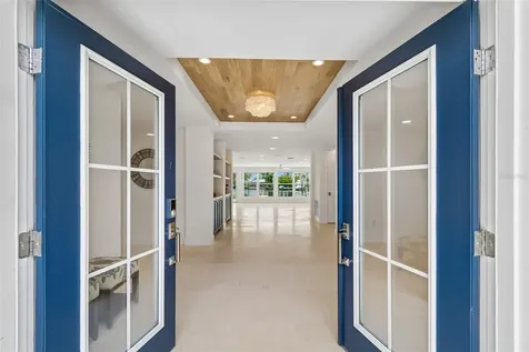 1907 Arrowhead Drive NE St Petersburg FL 33703
