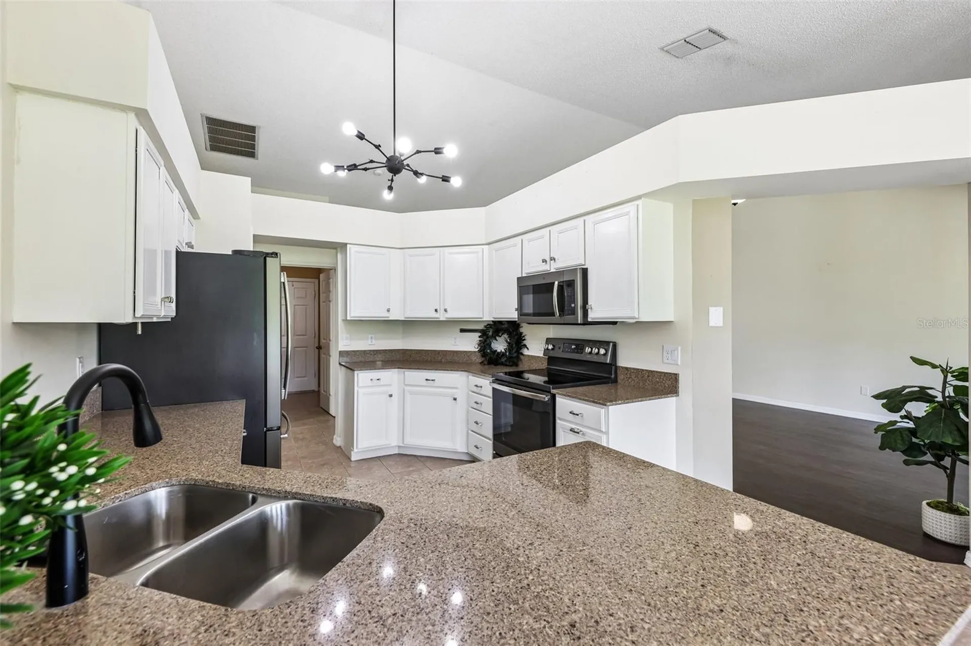 26234 Glen Eagle Drive Leesburg FL 34748
