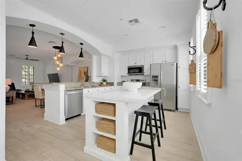 1631 Lakemont Avenue Orlando FL 32814