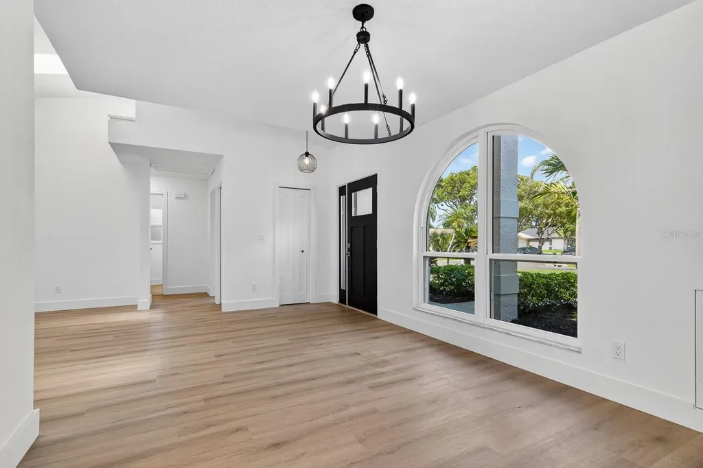 1043 Ridge View Lane Palm Harbor FL 34683