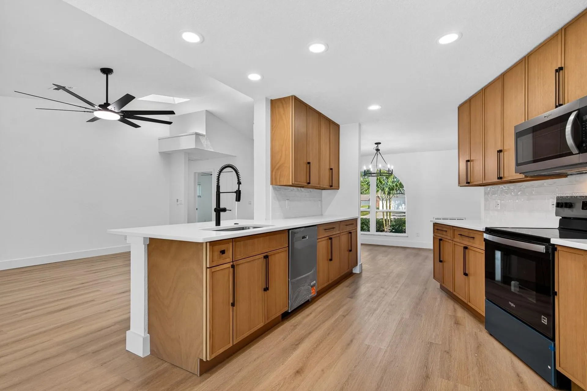 1043 Ridge View Lane Palm Harbor FL 34683