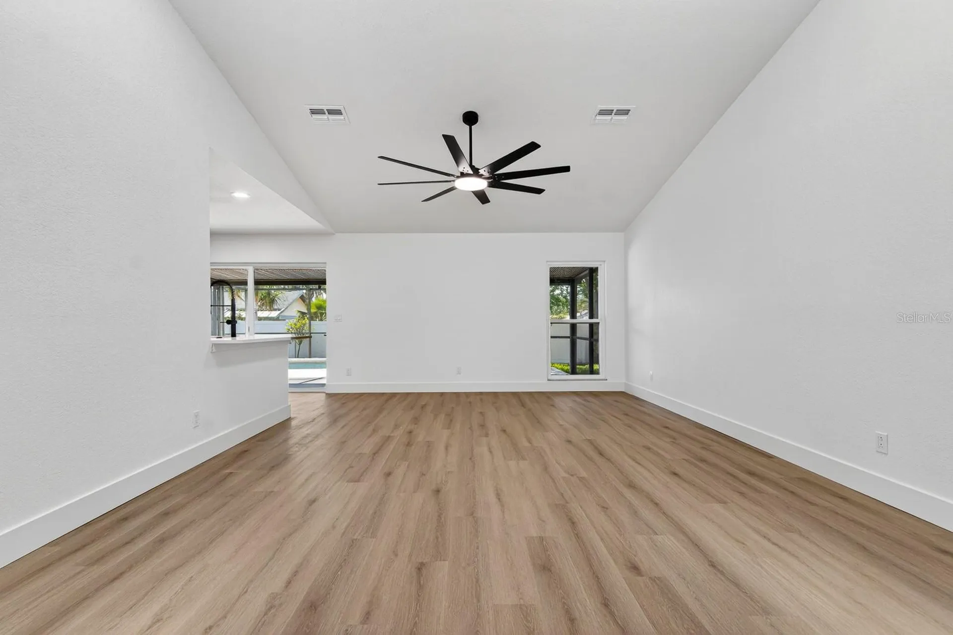 1043 Ridge View Lane Palm Harbor FL 34683