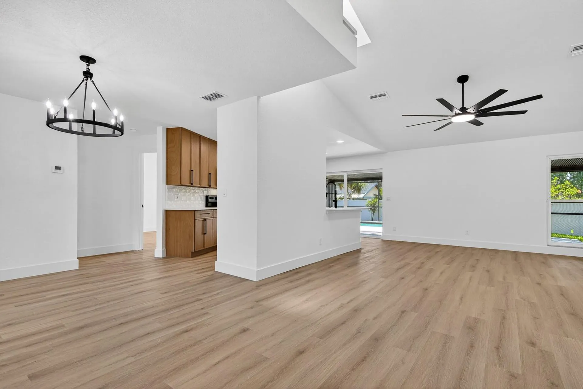 1043 Ridge View Lane Palm Harbor FL 34683