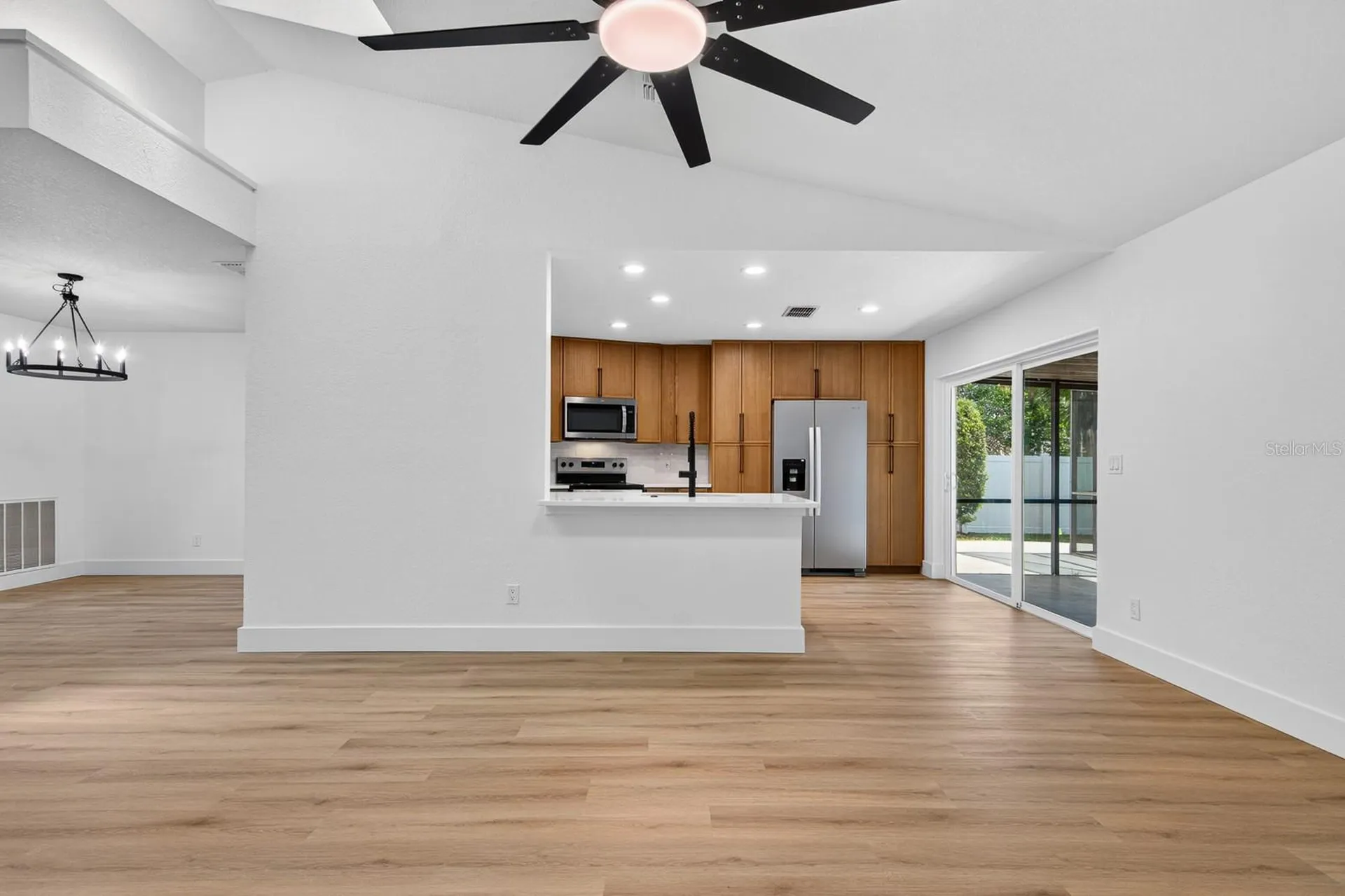 1043 Ridge View Lane Palm Harbor FL 34683