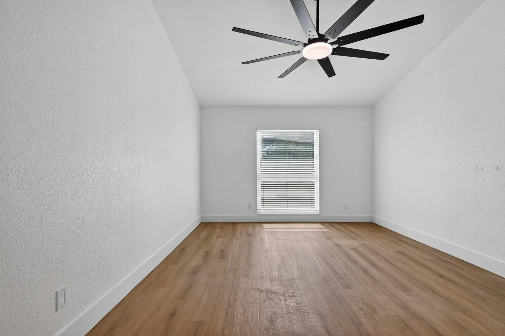 1043 Ridge View Lane Palm Harbor FL 34683