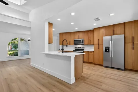 1043 Ridge View Lane Palm Harbor FL 34683