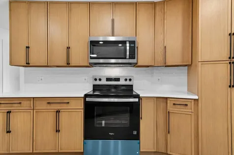1043 Ridge View Lane Palm Harbor FL 34683