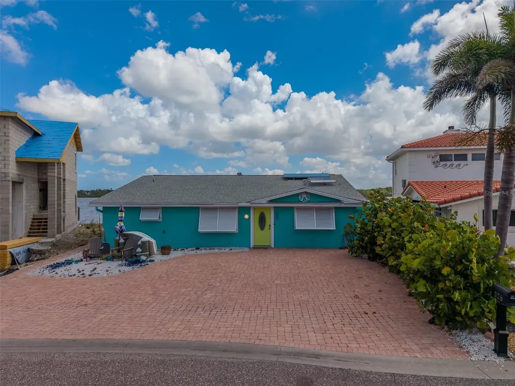 326 176th Avenue Circle Redington Shores FL 33708