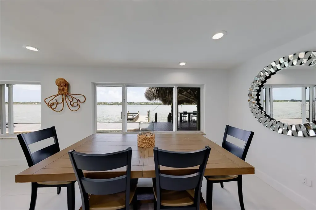 326 176th Avenue Circle Redington Shores FL 33708