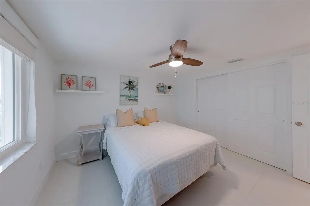 326 176th Avenue Circle Redington Shores FL 33708