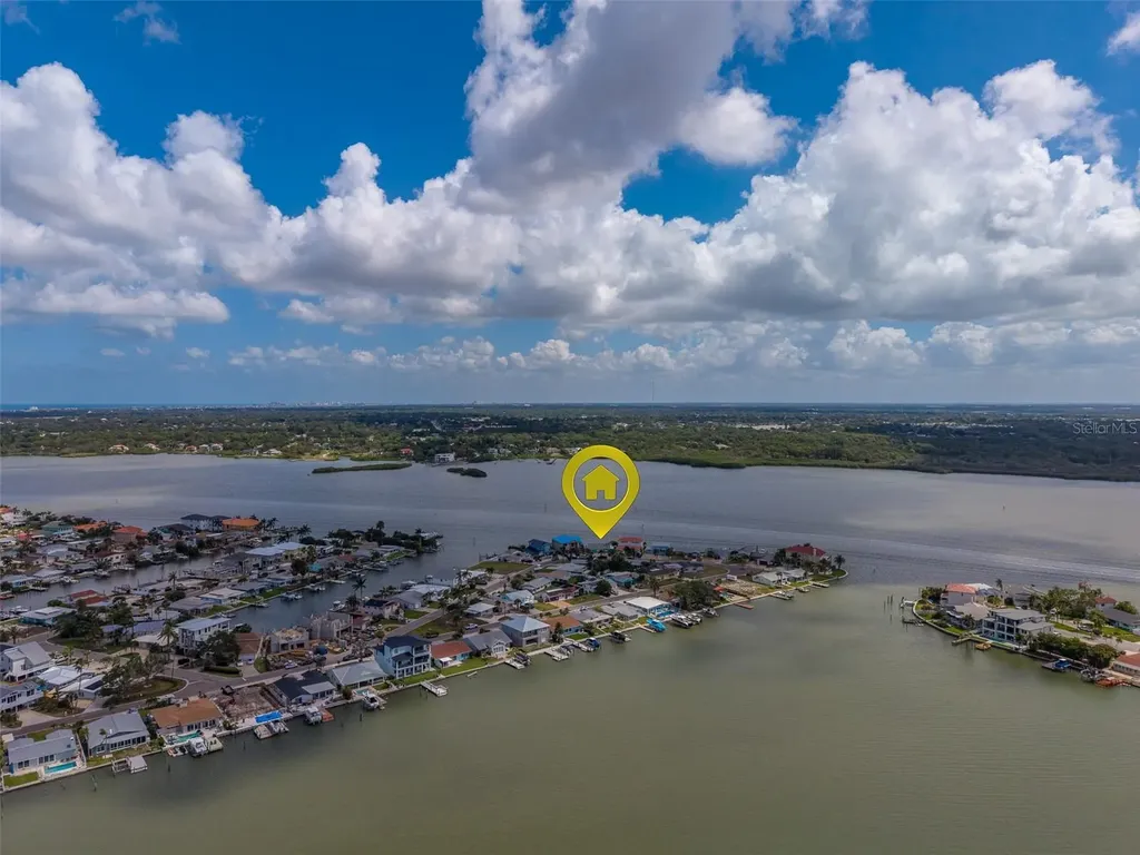 326 176th Avenue Circle Redington Shores FL 33708