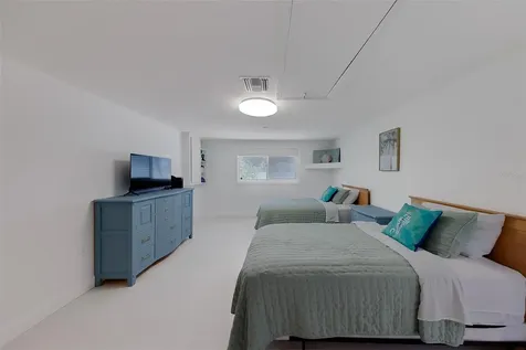 326 176th Avenue Circle Redington Shores FL 33708