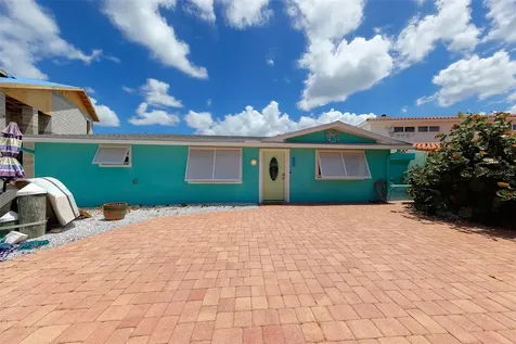 326 176th Avenue Circle Redington Shores FL 33708