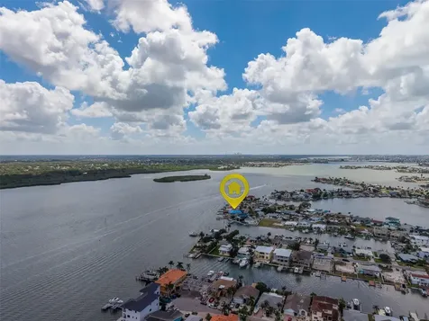 326 176th Avenue Circle Redington Shores FL 33708
