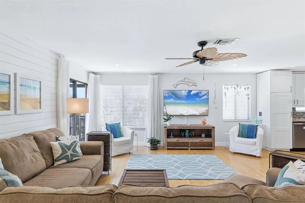517 Kumquat Drive Anna Maria FL 34216