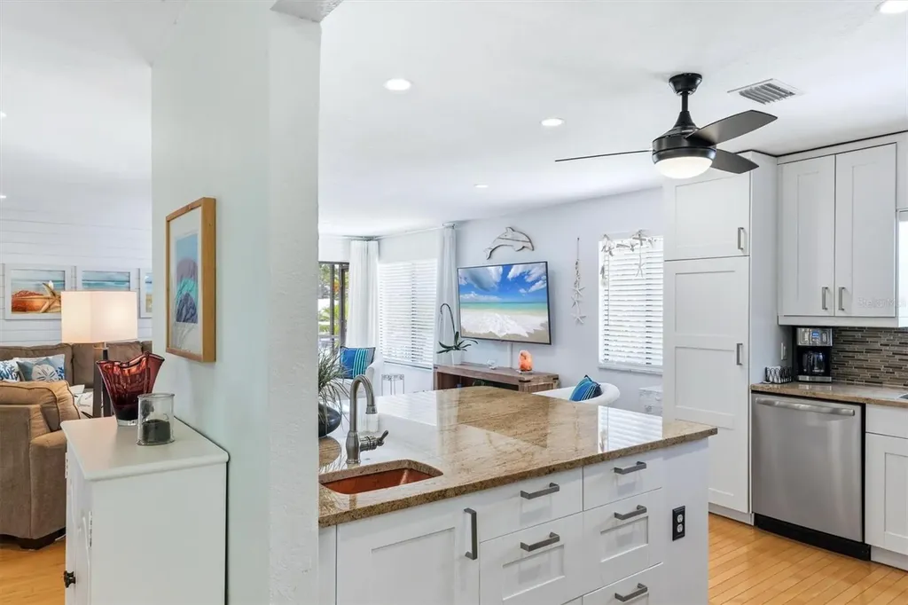 517 Kumquat Drive Anna Maria FL 34216