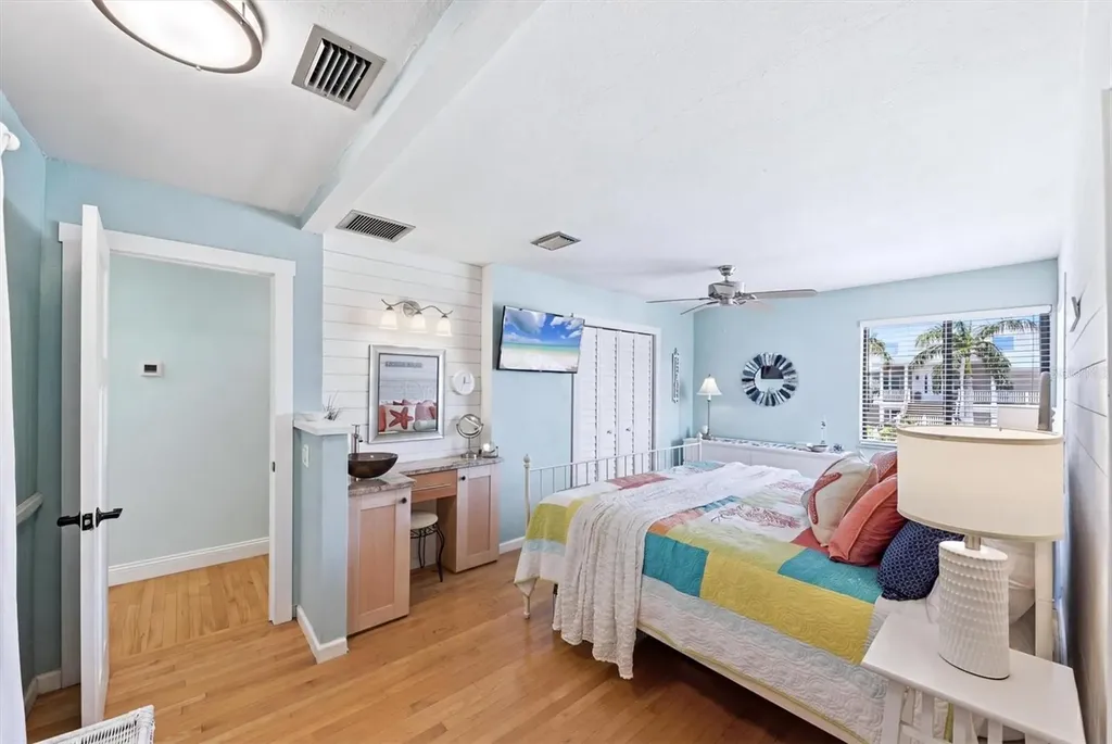 517 Kumquat Drive Anna Maria FL 34216