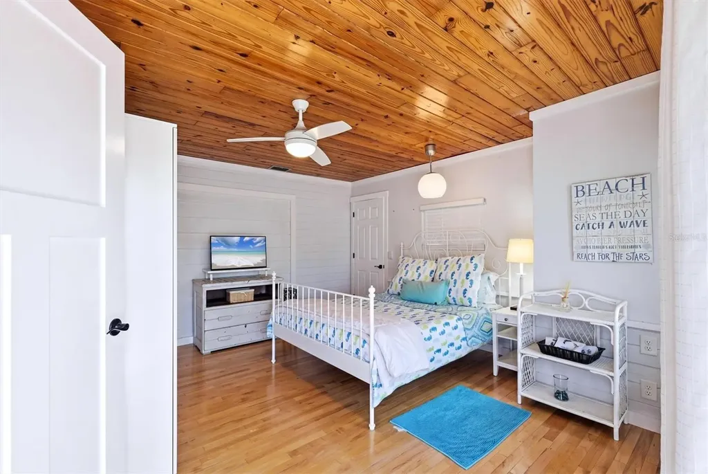 517 Kumquat Drive Anna Maria FL 34216