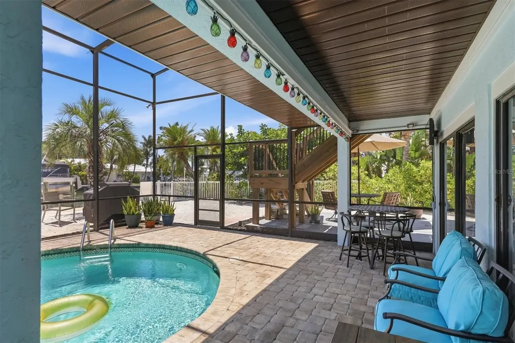517 Kumquat Drive Anna Maria FL 34216