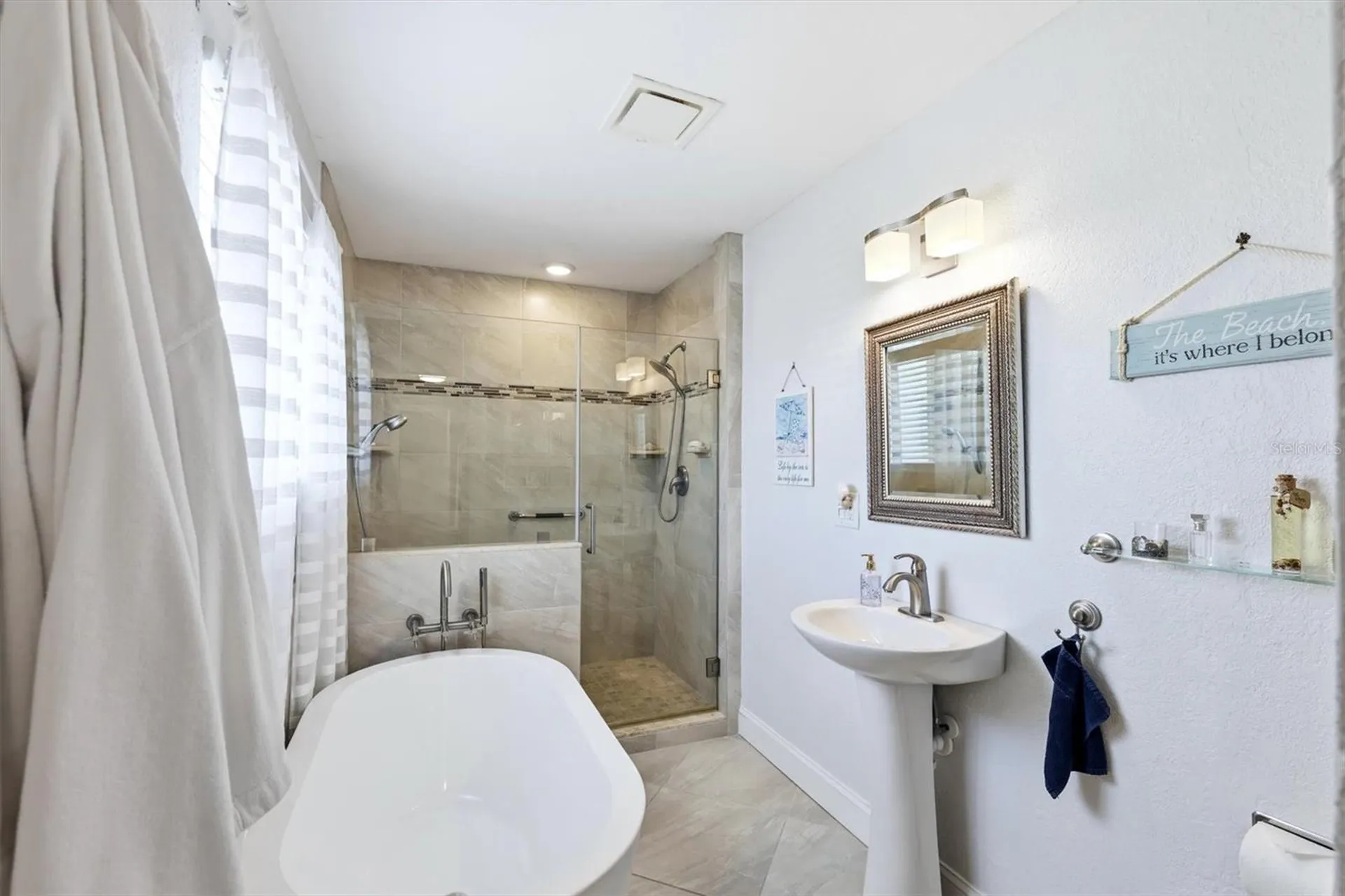 517 Kumquat Drive Anna Maria FL 34216