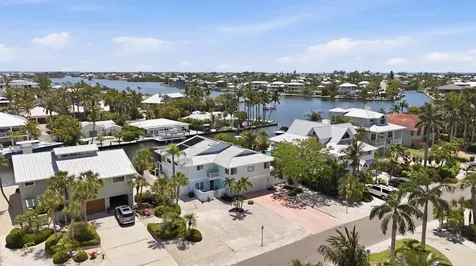 517 Kumquat Drive Anna Maria FL 34216