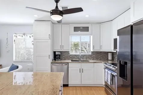 517 Kumquat Drive Anna Maria FL 34216