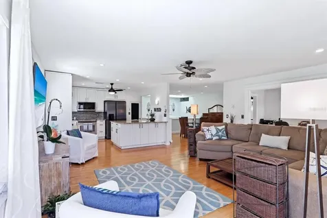 517 Kumquat Drive Anna Maria FL 34216