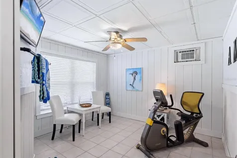 517 Kumquat Drive Anna Maria FL 34216