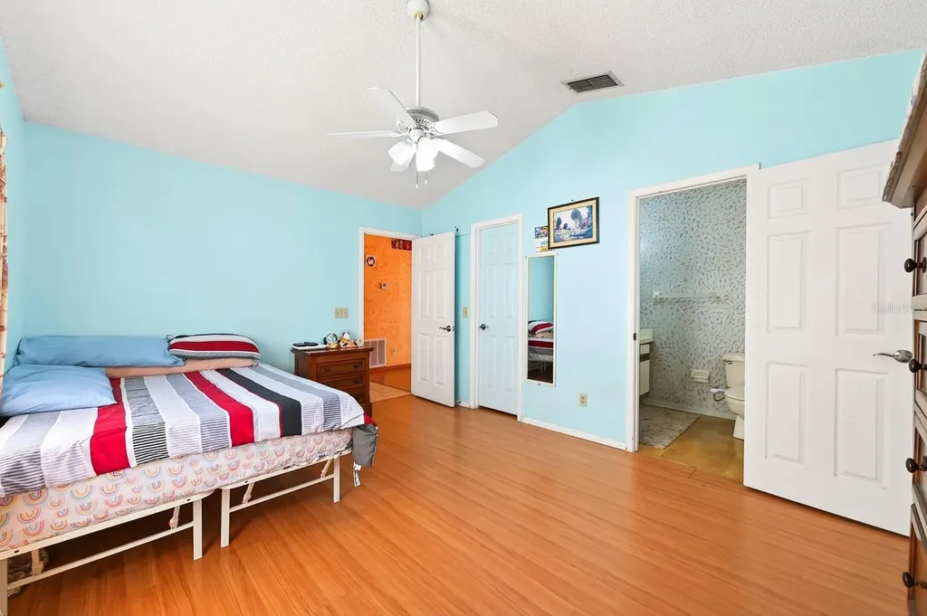1950 Sheeler Oaks Drive Apopka FL 32703