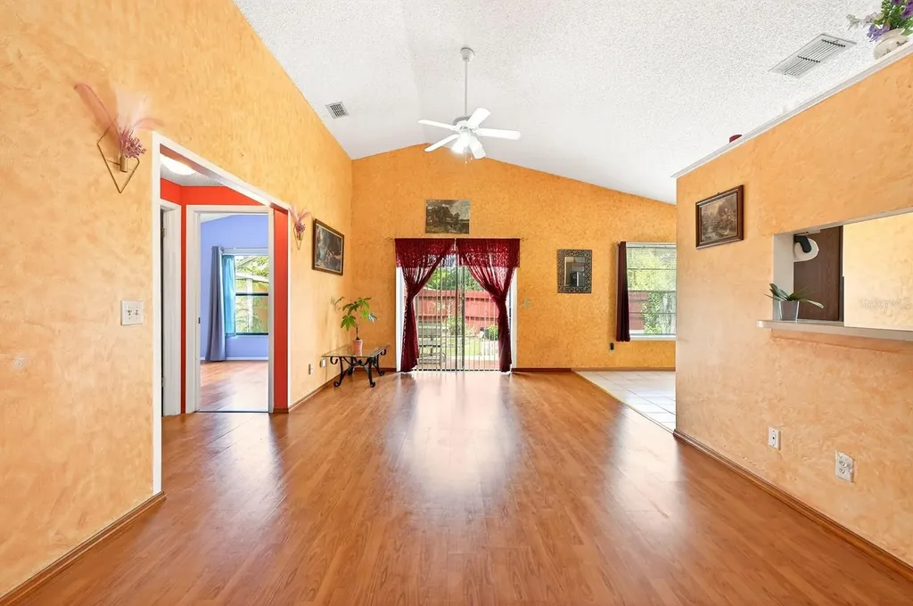 1950 Sheeler Oaks Drive Apopka FL 32703