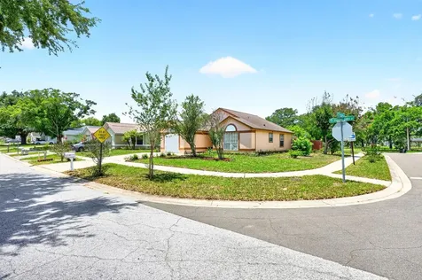 1950 Sheeler Oaks Drive Apopka FL 32703