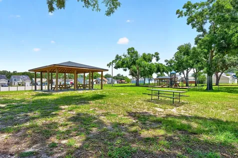 1950 Sheeler Oaks Drive Apopka FL 32703