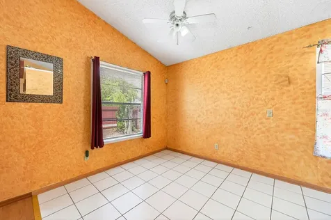1950 Sheeler Oaks Drive Apopka FL 32703