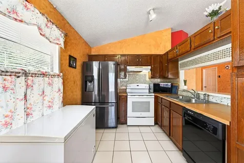 1950 Sheeler Oaks Drive Apopka FL 32703