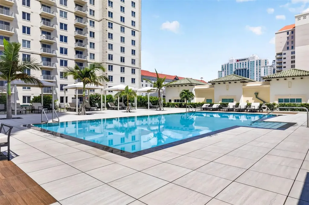450 Knights Run Avenue Tampa FL 33602
