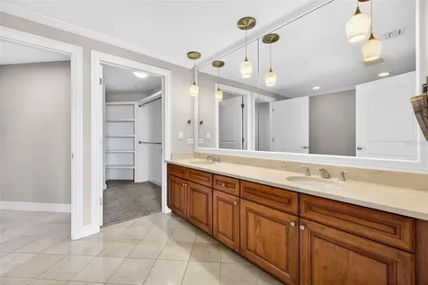 450 Knights Run Avenue Tampa FL 33602