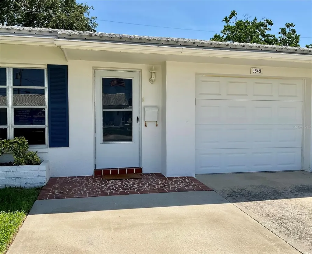 9849 39th Way N Pinellas Park FL 33782