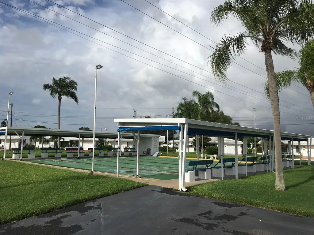 9849 39th Way N Pinellas Park FL 33782
