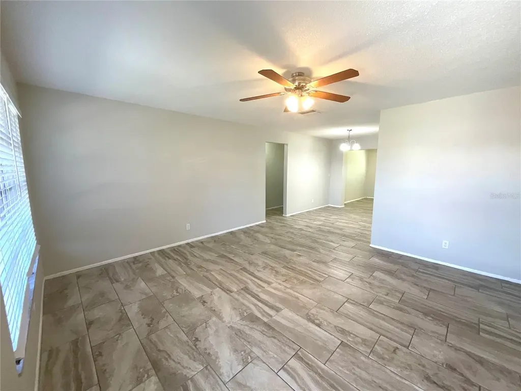 9849 39th Way N Pinellas Park FL 33782