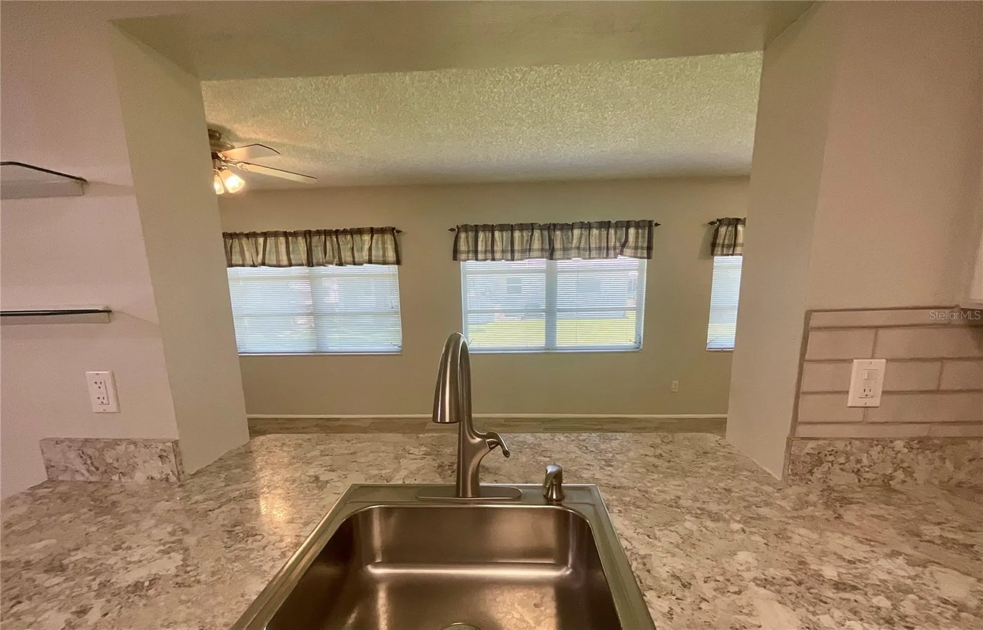 9849 39th Way N Pinellas Park FL 33782