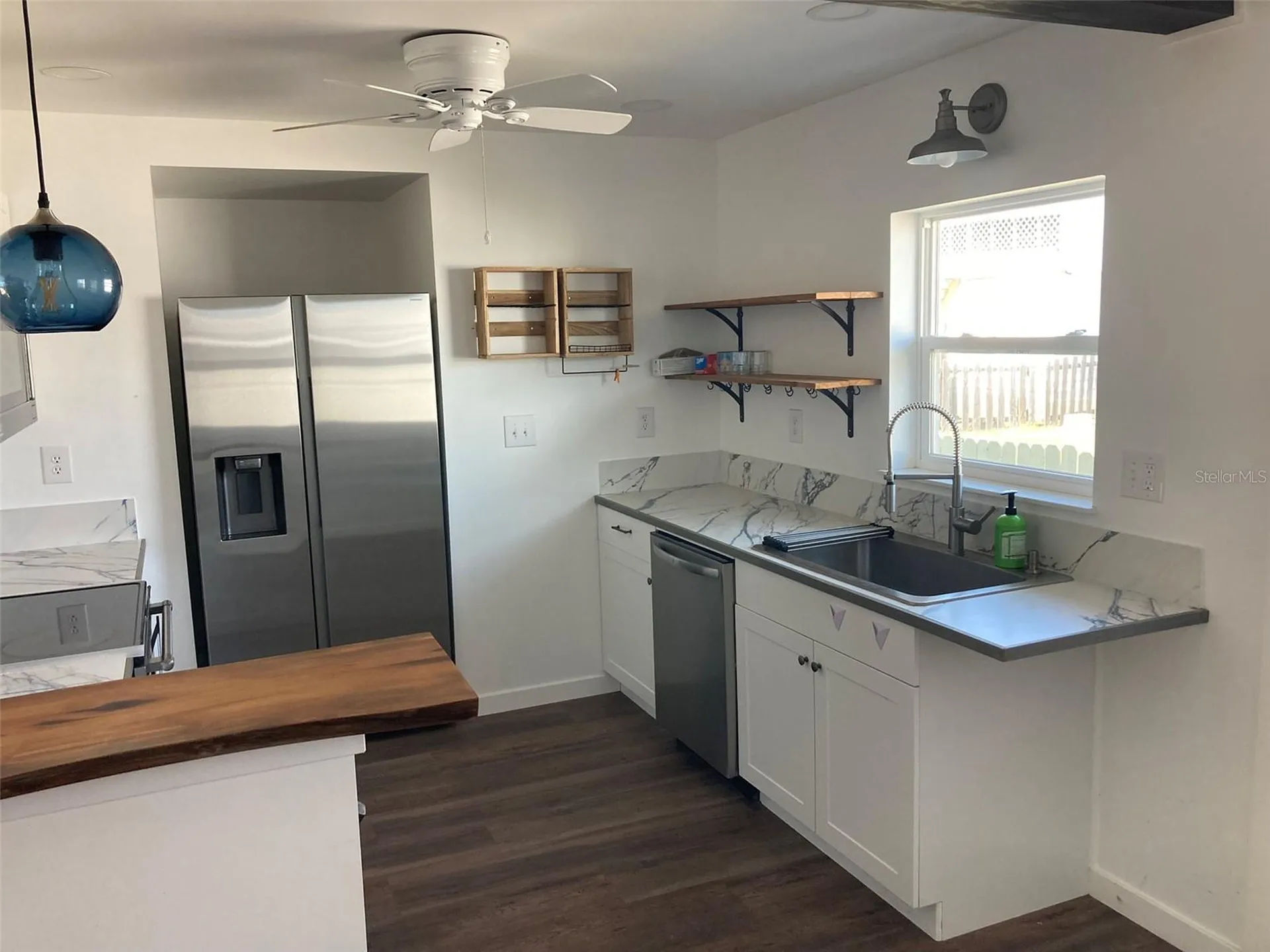 1403 E Alfred Street Tavares FL 32778