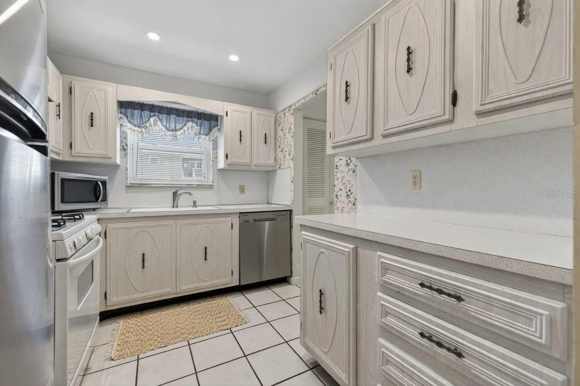 5357 81st Street N St Petersburg FL 33709