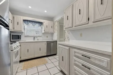 5357 81st Street N St Petersburg FL 33709