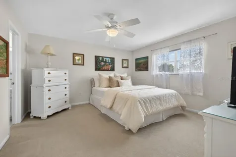 5357 81st Street N St Petersburg FL 33709