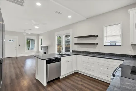 112 E Emily Street Tampa FL 33603