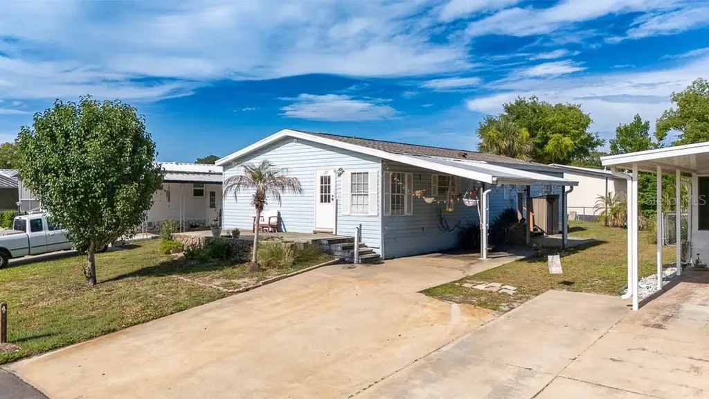 125 Pine Tree Drive Debary FL 32713