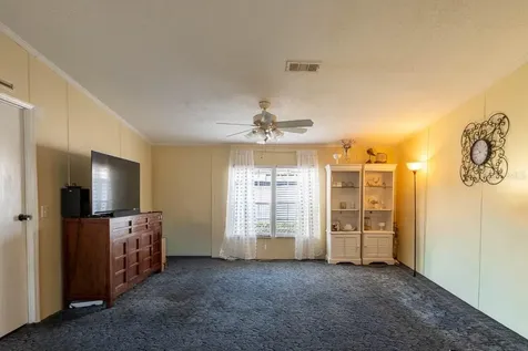 125 Pine Tree Drive Debary FL 32713