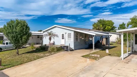 125 Pine Tree Drive Debary FL 32713